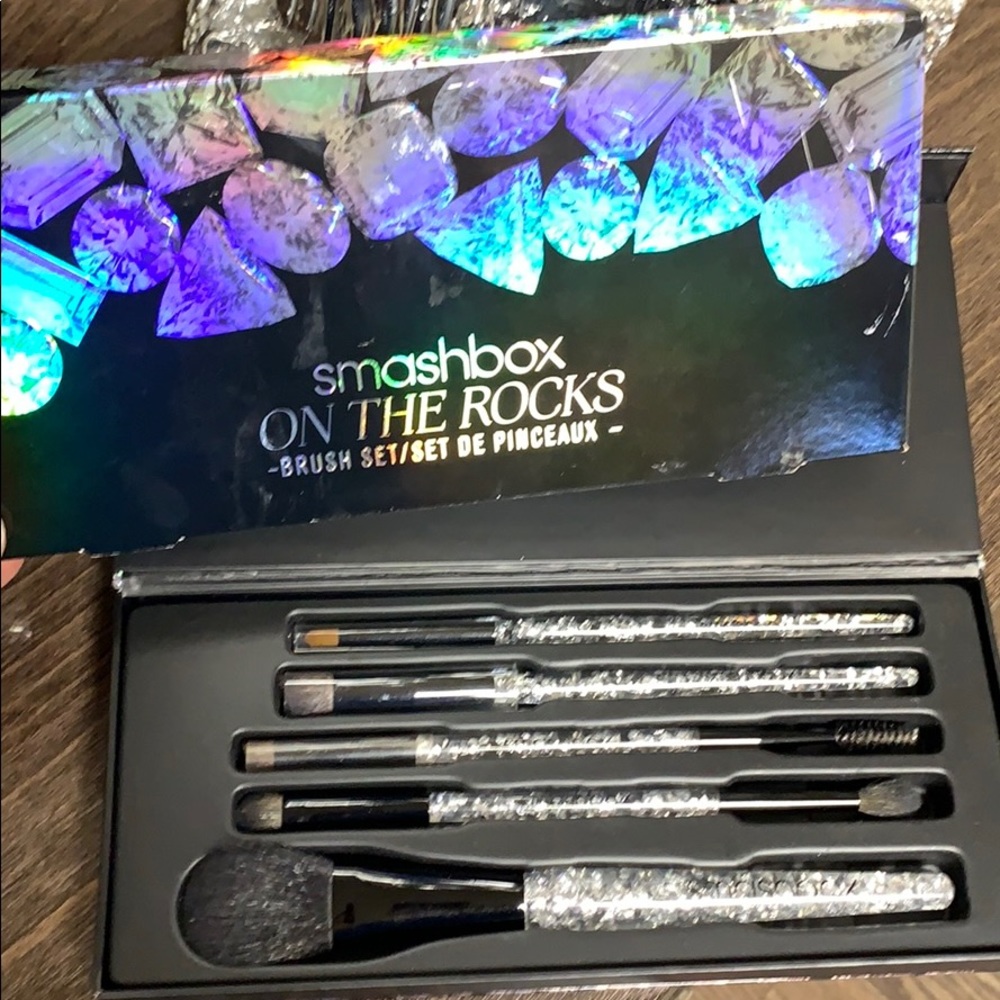 Smashbox On The Rocks limited-edition Brush Set - Picture 7 of 16
